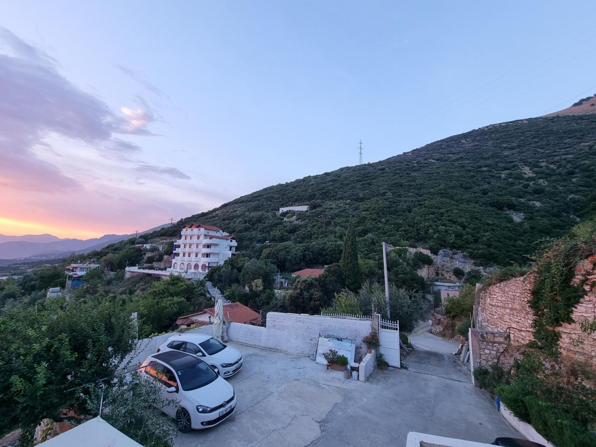 Lida'S House Otel Lukovë Dış mekan fotoğraf