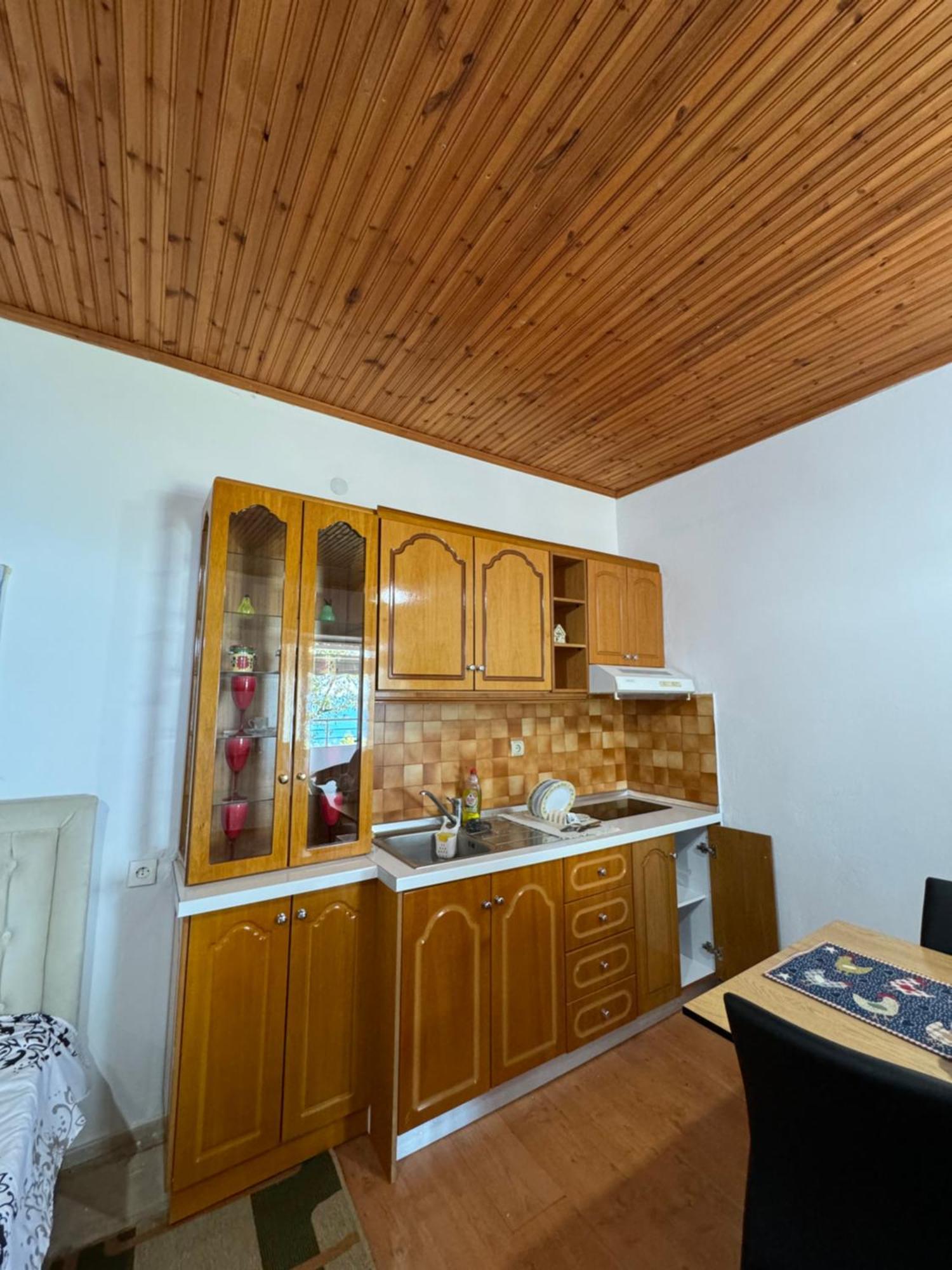 Lida'S House Otel Lukovë Dış mekan fotoğraf